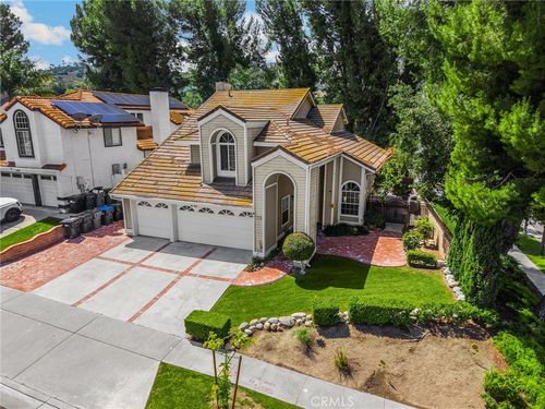 3350 Amy Dr, Corona, CA, 92882-8795 | Card Image