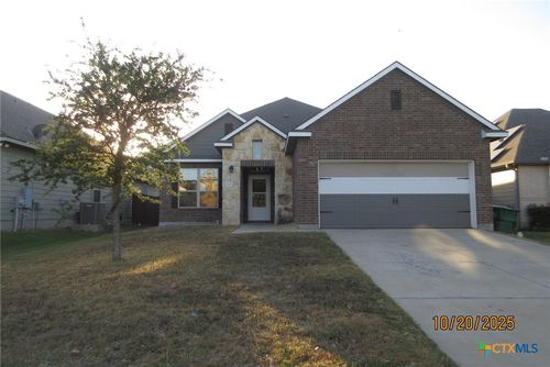 5202 Fenton Ln, Belton, TX, 76513-5868 | Card Image