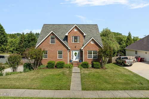 204 Lee Carter Dr, Johnson City, TN, 37601-3096 | Card Image