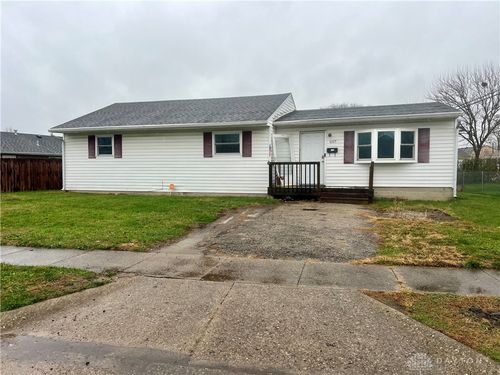 607 Kirkwood Dr, Fairborn, OH, 45324-4433 | Card Image