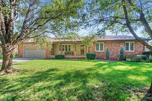 4 Lakewood Dr, Goddard, KS, 67052-9256 | Card Image