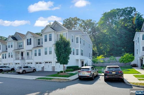 188 Aspen Dr, Cedar Grove, NJ, 07009-2301 | Card Image