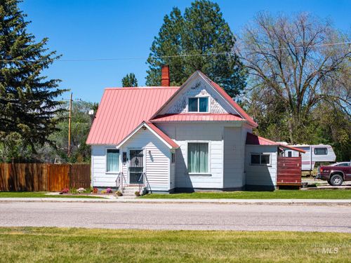 79 E 2nd St N, Downey, ID, 83234-7747 | Card Image