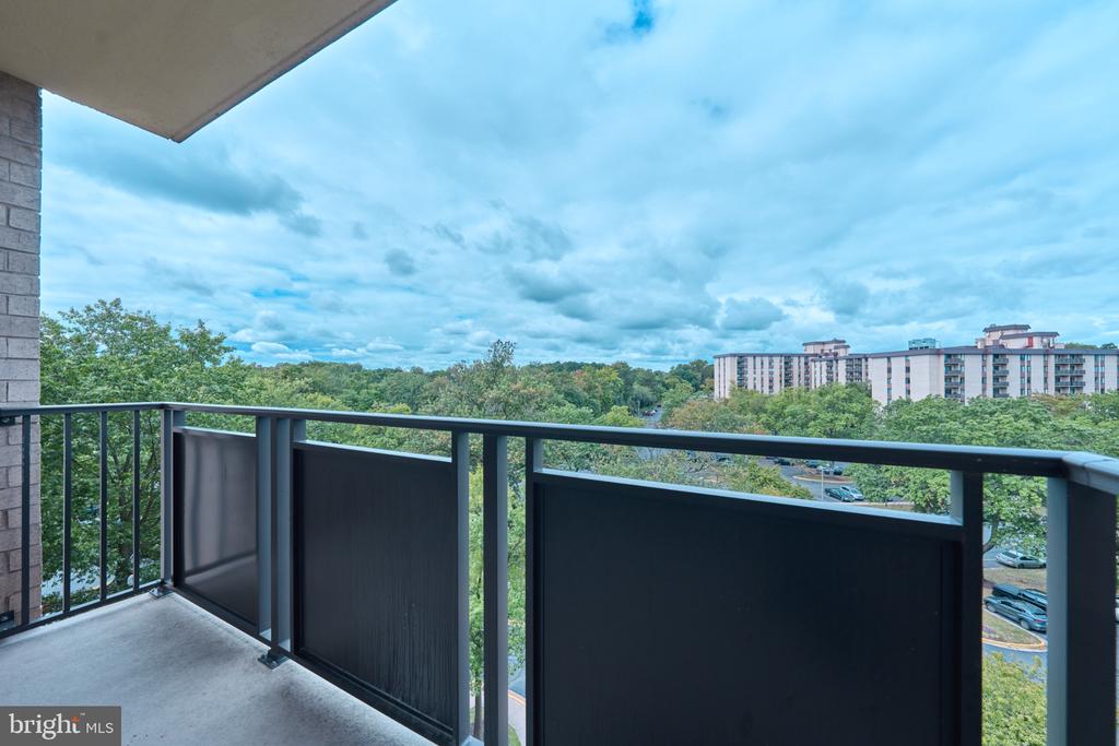 Residential Lease in FALLS CHURCH 3