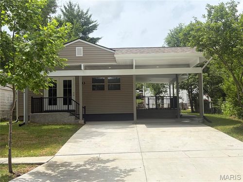 33 Cedar Dr, Pacific, MO, 63069-3415 | Card Image