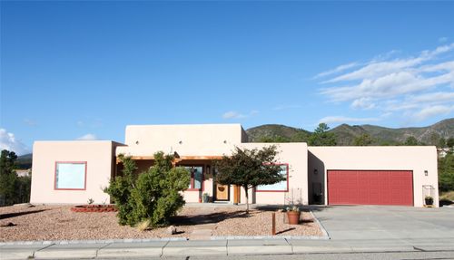 2551 35th St, Los Alamos, NM, 87544-3162 | Card Image