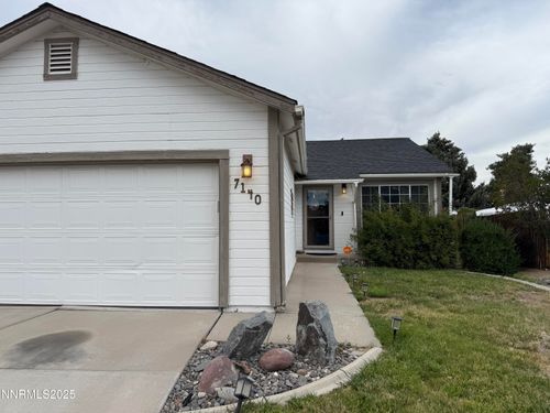 7140 Lindsey Ln, Sparks, NV, 89436-9048 | Card Image