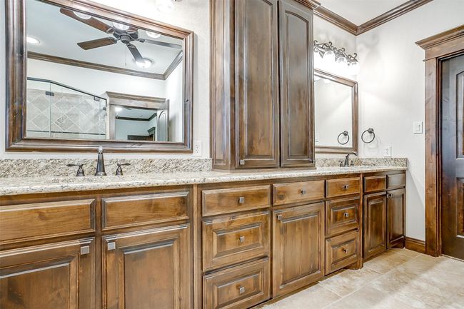 1023 Winding Creek Dr, House other with 2 bedrooms, 3 bathrooms and null parking in Kennedale TX | Image 14