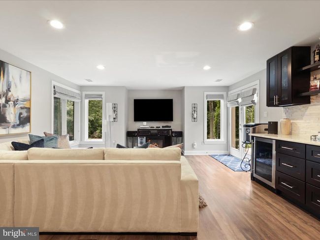 12024 Walnut Branch Rd, House other with 6 bedrooms, 5 bathrooms and null parking in RESTON VA | Image 58