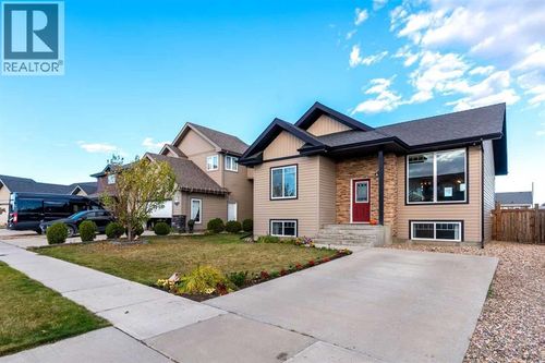 1305 47a Ave, Lloydminster, SK, S9V2G6 | Card Image