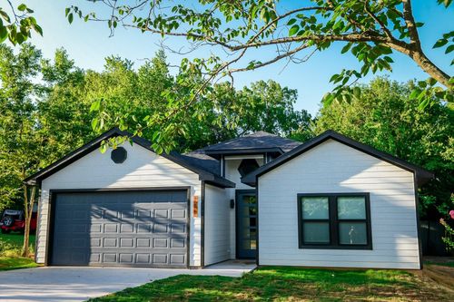 726 Dubois St, Denison, TX, 75020-7907 | Card Image