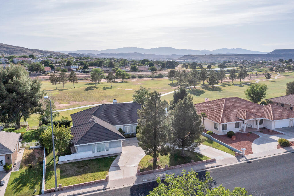 Point Dr, Saint George, UT 84790