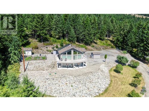 1835 Hulme Creek Rd, Rock Creek, BC, V0H | Card Image