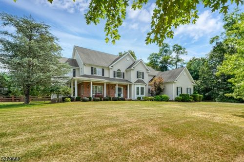 5 Windy Top Ln, Chester, NJ, 07930-2865 | Card Image