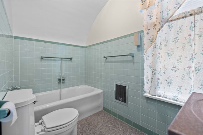 453 2 Nd St, House other with 3 bedrooms, 2 bathrooms and 3 parking in Washington PA | Image 19