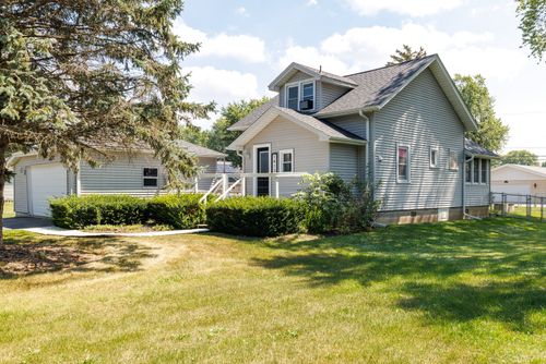 1413 Sunnyside Dr, Johnsburg, IL, 60051-6332 | Card Image