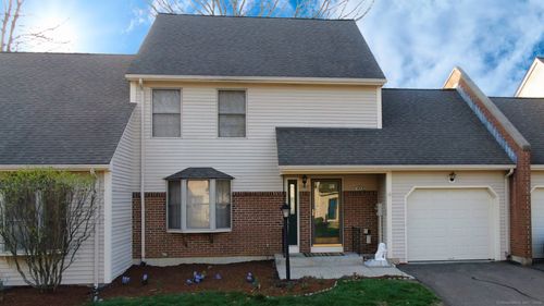 103-103 Carriage House, Enfield, CT, 06082-6042 | Card Image