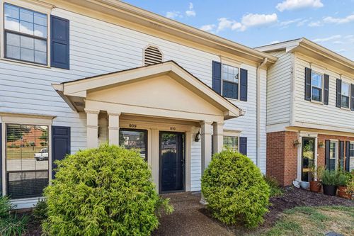 810 Brentwood Pt, Brentwood, TN, 37027-7926 | Card Image