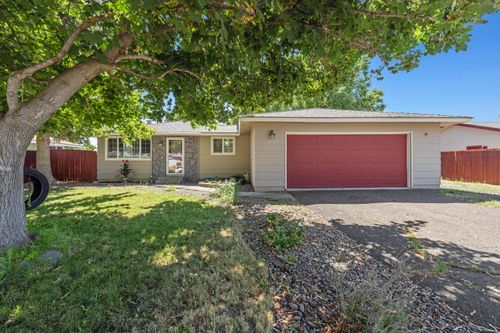 4707 Hope St, Klamath Falls, OR, 97603-8315 | Card Image