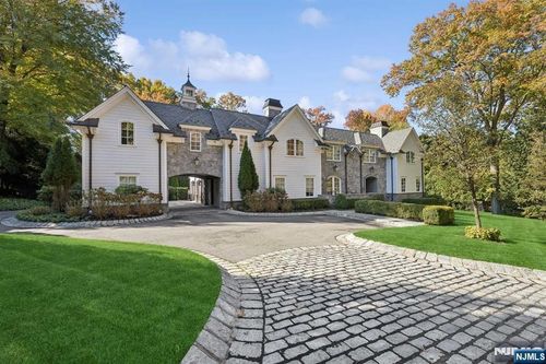 373 Hardenburgh Ave, Demarest, NJ, 07627-1314 | Card Image