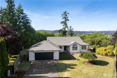 1120 Hill Court, House other with 3 bedrooms, 2 bathrooms and 2 parking in Cosmopolis WA | Image 1