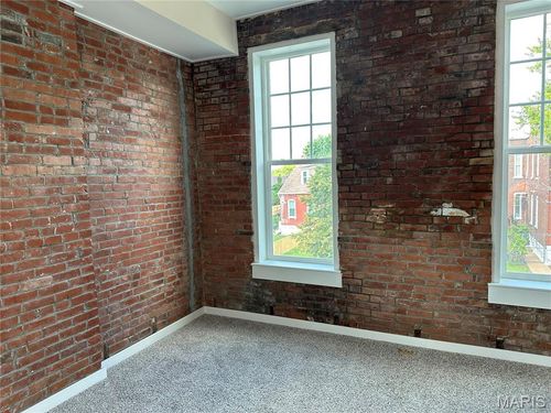 3706 Iowa Ave, Saint Louis, MO, 63118-3820 | Card Image