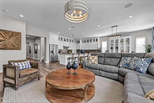 283 Azimuth Way, Verdi, NV, 89439-8062 | Card Image