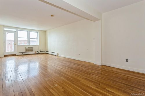 apt-6b-210 E Broadway, Long Beach, NY, 11561-4205 | Card Image