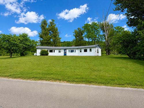 715 Great Pond Rd, Aurora, ME, 04408-7126 | Card Image