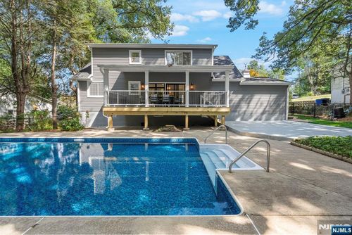 30 Mills Ave, Norwood, NJ, 07648-1723 | Card Image