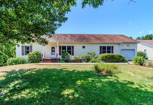 31 Josephs Dr, Saugerties, NY, 12477-4769 | Card Image