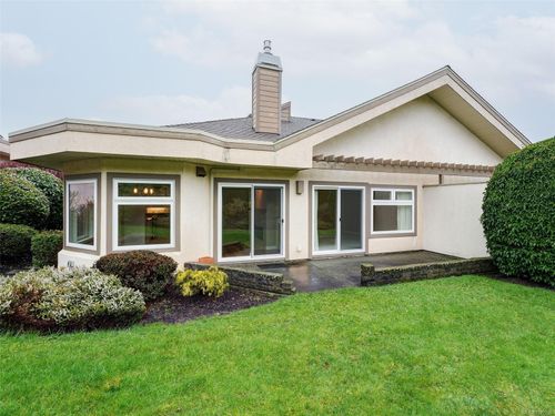 14-4318 Emily Carr Dr, Saanich, BC, V8X5E7 | Card Image