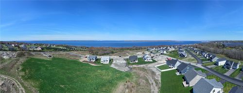 152 Revolution Way, Middletown, RI, 02842 | Card Image
