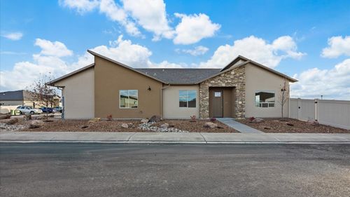 635 Anvil Way, Grand Junction, CO, 81504-6097 | Card Image