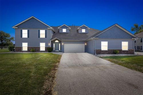 unit-c-4460 Westchester Dr Ne, Cedar Rapids, IA, 52402-7020 | Card Image