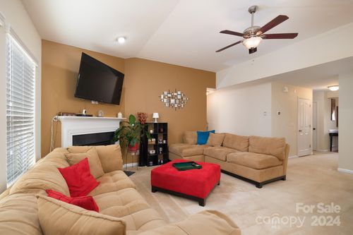 5003 Elementary View Drive, Charlotte, NC, 28269 | Card Image