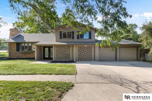 8234 Ralston Ave, Ralston, NE, 68127-4235 | Card Image