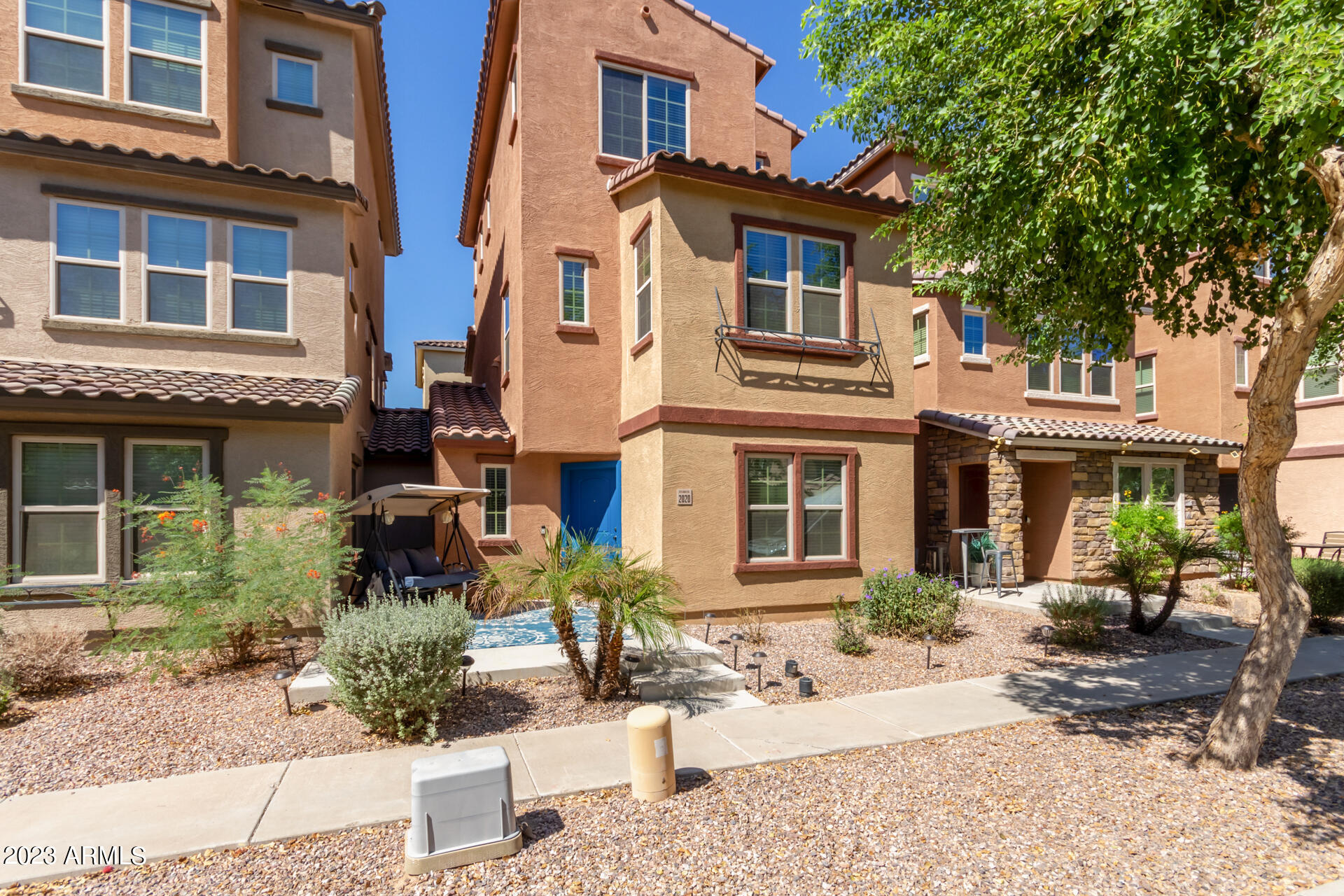 2020 N 77th Lane, For Sale in Phoenix Zoocasa