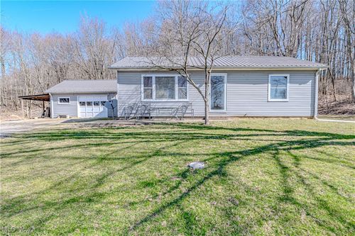 8119 Cindell St Se, East Canton, OH, 44730-9596 | Card Image