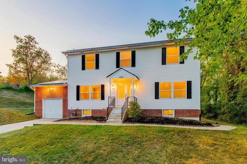 2024 Evansdale Dr, Adelphi, MD, 20783-2041 | Card Image