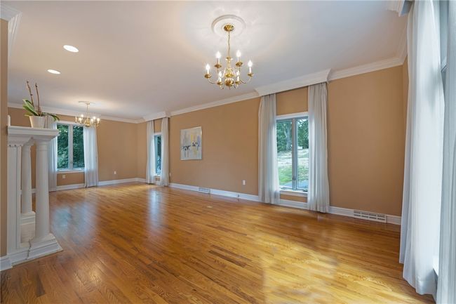 1001 Osage Rd, House other with 4 bedrooms, 4 bathrooms and 2 parking in Pittsburgh PA | Image 5