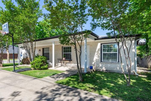 b-209 Cooner St, College Station, TX, 77840-2084 | Card Image