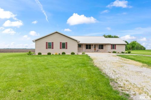 620 Ledlie St, Dawson, IL, 62520-3214 | Card Image