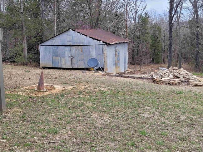 10447 Highway 62 E, House other with 2 bedrooms, 1 bathrooms and null parking in Henderson AR | Image 20
