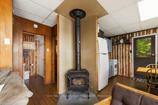 1020 Coutlee Point Lane, House other with 2 bedrooms, 1 bathrooms and 3 parking in Sharbot Lake ON | Image 13