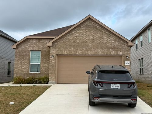 404 Sambar Bay Dr, Boerne, TX, 78006-2798 | Card Image