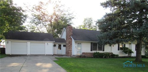 306 S Michigan St, Edon, OH, 43518-9581 | Card Image
