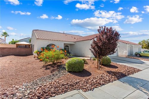 4627 Gleaming Meadows St, North Las Vegas, NV, 89031-4383 | Card Image