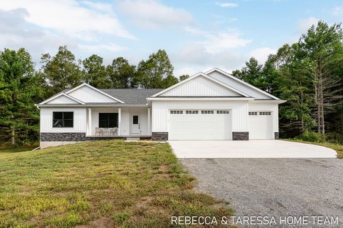 9-404 Sabine Dr, Muskegon, MI, 49442-1917 | Card Image