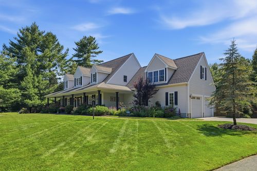 11 Fellowship Cir, West Wareham, MA, 02576-2406 | Card Image